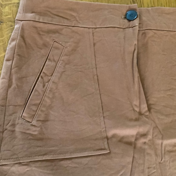 Cute skirt with pockets - Picture 2 of 7